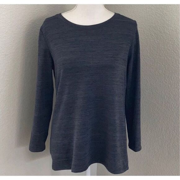 Reflex Long Sleeve with Dark Gray Back Cutout Top Size Medium - Picture 2 of 9